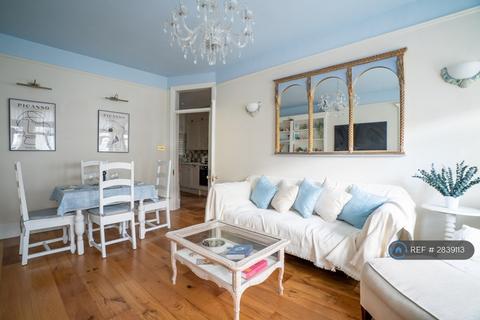 2 bedroom flat to rent, Bective Road, London, SW15