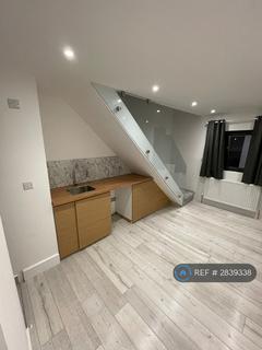 undefined, Tollers Lane, London, CR5