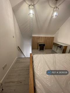 undefined, Tollers Lane, London, CR5
