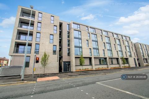 2 bedroom flat to rent, Crossbank House, Salford, M7