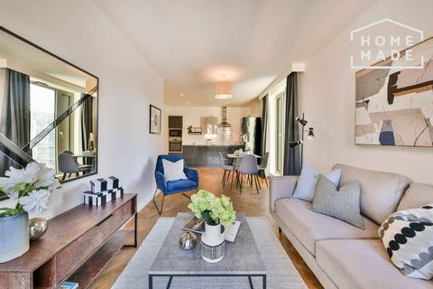 undefined, Broadside, M4