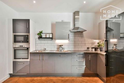 undefined, Broadside, M4