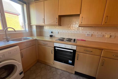 1 bedroom flat to rent, Worthing Close, Grays