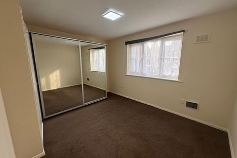 1 bedroom flat to rent, Tenney House, Curzon Drive, Grays