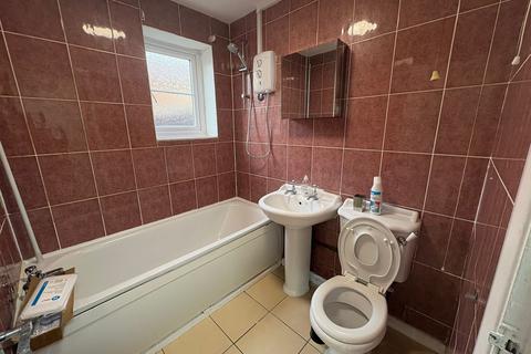1 bedroom flat to rent, Tenney House, Curzon Drive, Grays