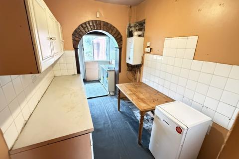 3 bedroom semi-detached house for sale, London Road, Aveley