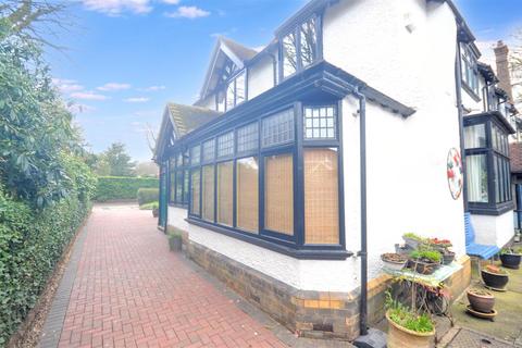 undefined, Barlaston Old Road, Trentham, Stoke-On-Trent