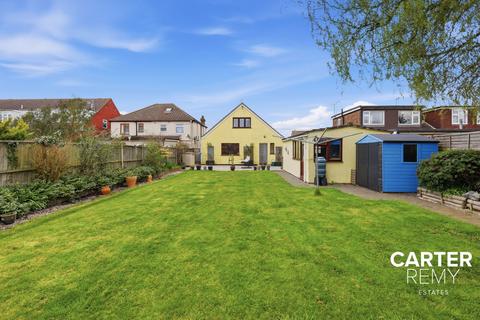 undefined, Pound Lane, Bowers Gifford, SS13