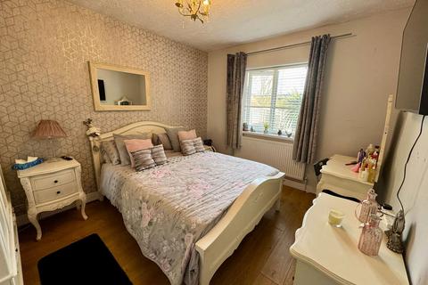 undefined, Kingsnorth Road, Ashford TN23