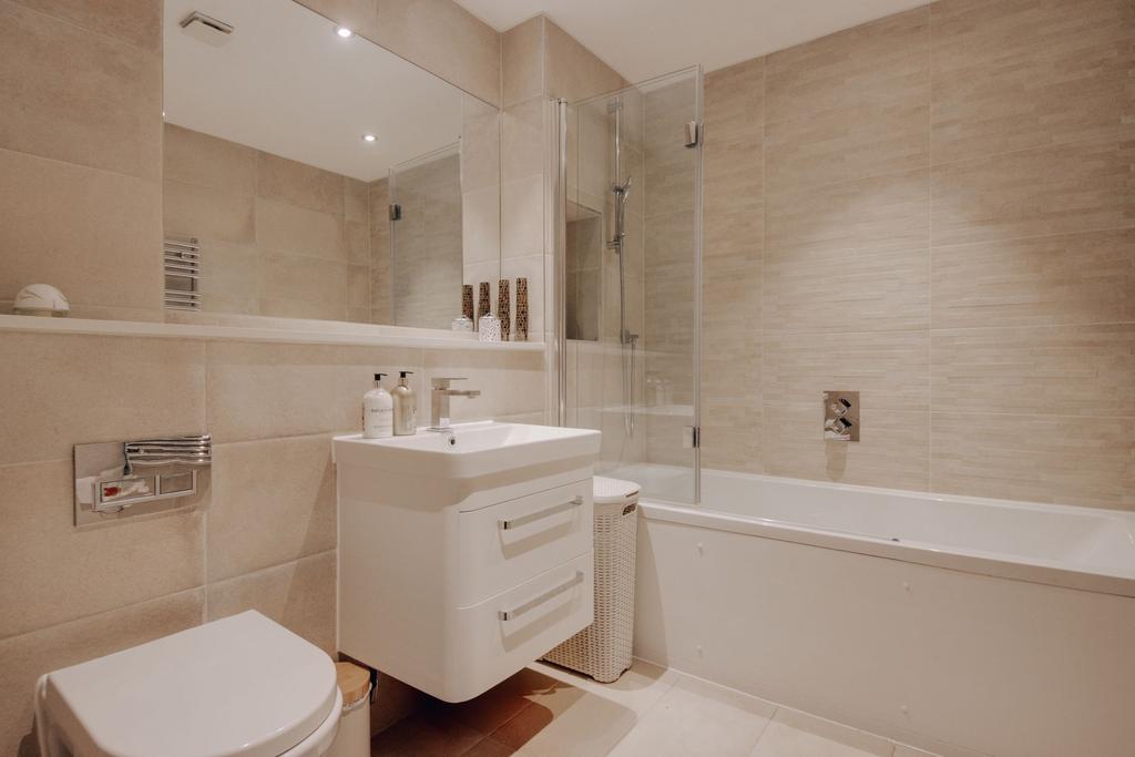 Family bathroom