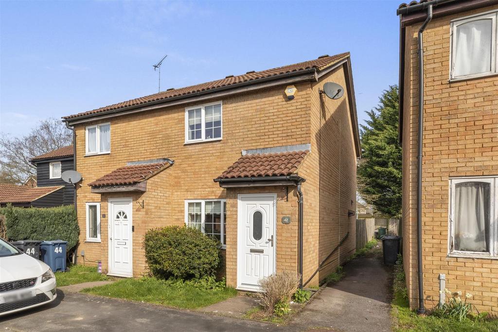 42 Lansdowne Way, HP11 1 TN-13.jpg