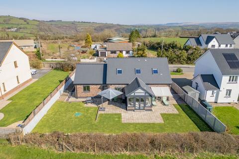 3 bedroom bungalow for sale, Llyn Y Fran Road, Llandysul, SA44