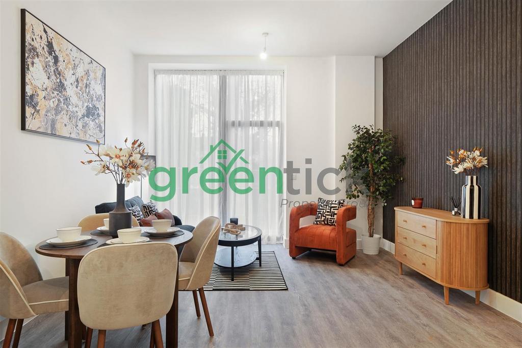 2 bed THE STOW, HARLOW - H8 AGPf81 Ib9fs Zz Nl Xyj.jpg