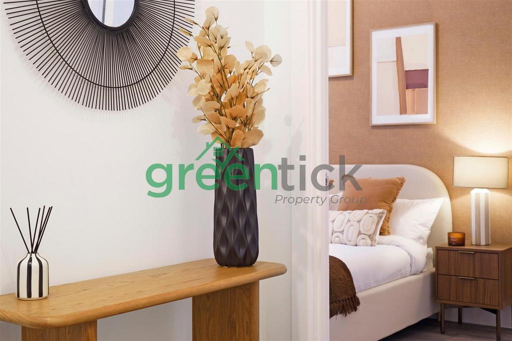 2 bed THE STOW, HARLOW - 8q8 AYHNfh7yd Qah Bhhvw.jpg