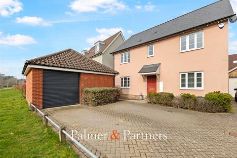 4 bedroom detached house for sale, Lungley Rise, Colchester, Essex, CO2
