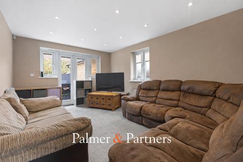 4 bedroom detached house for sale, Lungley Rise, Colchester, Essex, CO2