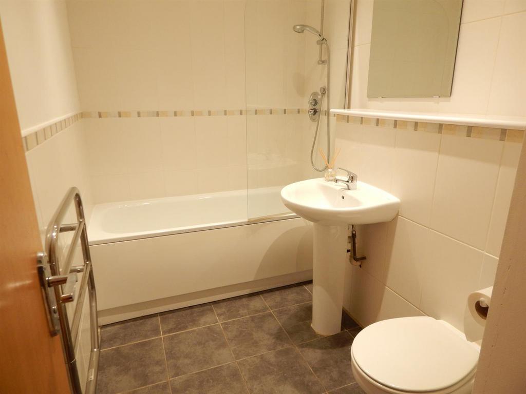 Regency Court, 7 Waterloo Road, Stalybridge SK15 2