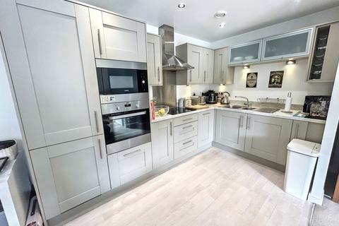 2 bedroom apartment for sale, Worsdell Drive, Gateshead, Tyne and Wear, NE8 2FA