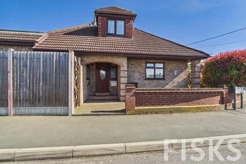 undefined, Eversley Road, Benfleet, SS7