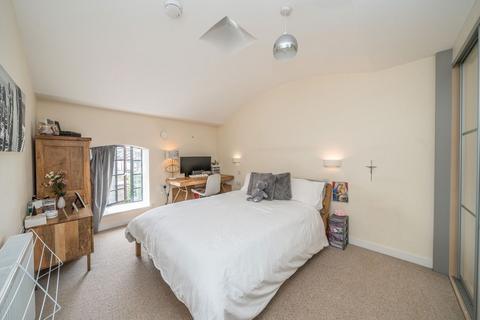 undefined, Athelstan Place, Twickenham TW2