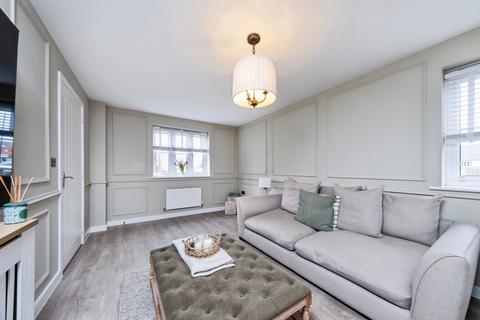 4 bedroom house for sale, Uttoxeter Way, Towcester, Northamptonshire, NN12
