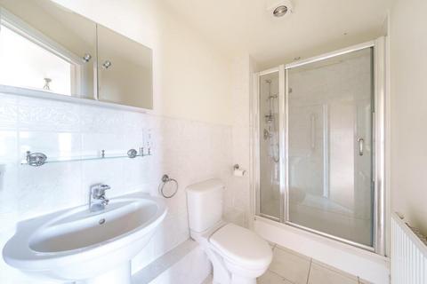 3 bedroom flat for sale, Eden Court,  Hendon Lane,  N3