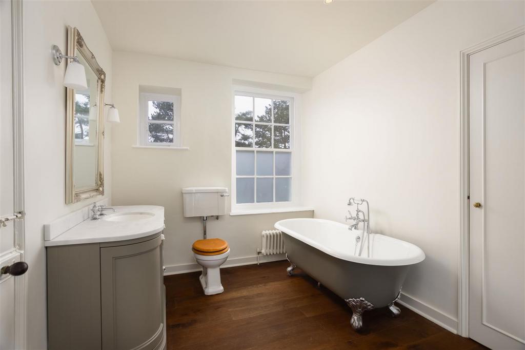 Ensuite