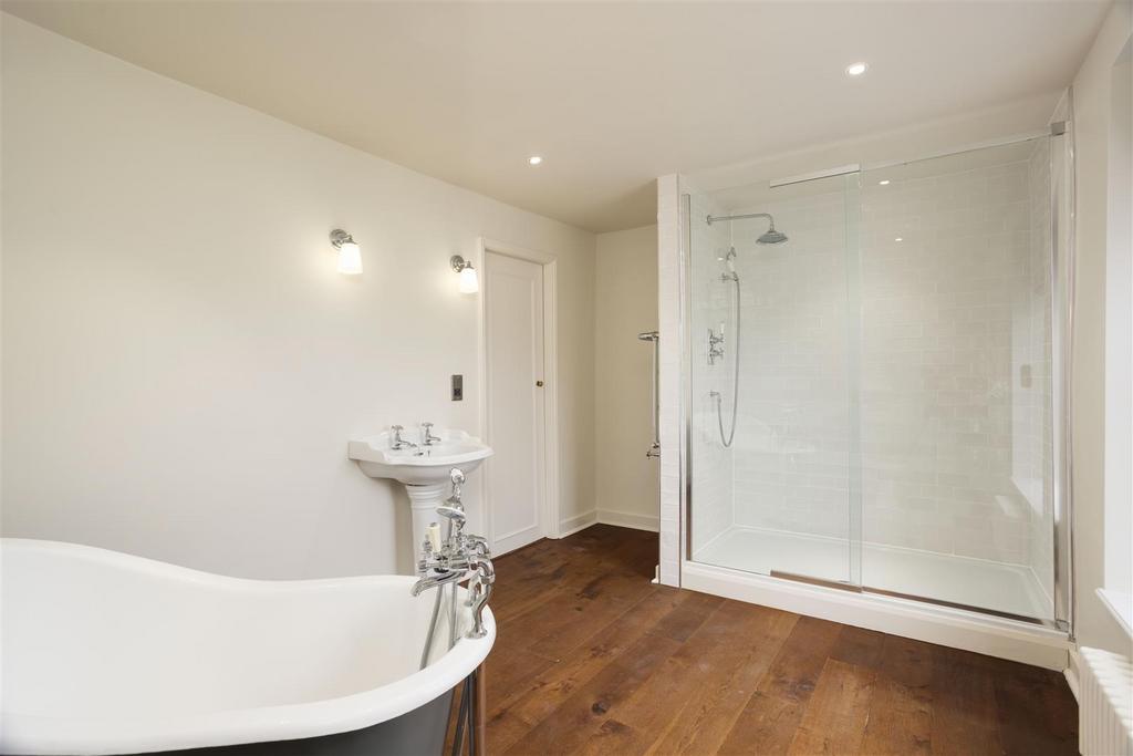Ensuite