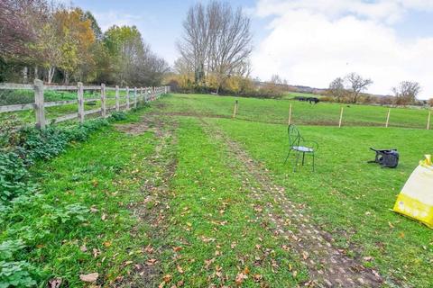 undefined, Land to the North and West of 19 Filgrave, Newport Pagnell, Buckinghamshire, MK16 9ET