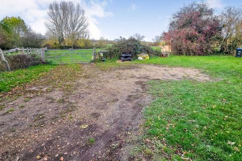 undefined, Land to the North and West of 19 Filgrave, Newport Pagnell, Buckinghamshire, MK16 9ET