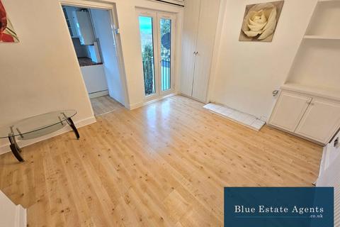 undefined, Stanley Avenue, Greenford, UB6
