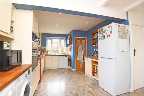 4 bedroom terraced house for sale, Sunnyside Gardens, Burton Leonard, HG3