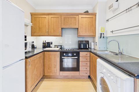 undefined, Commercial Road, Gloucester