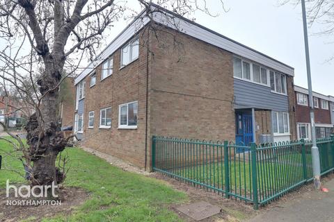 undefined, Simons Walk, NORTHAMPTON