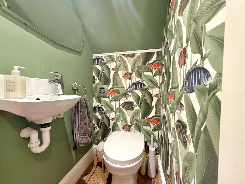Ground Floor Wc