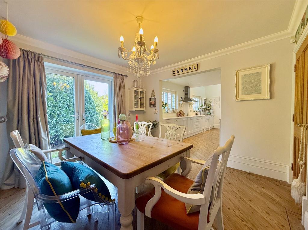 Kitchen Diner