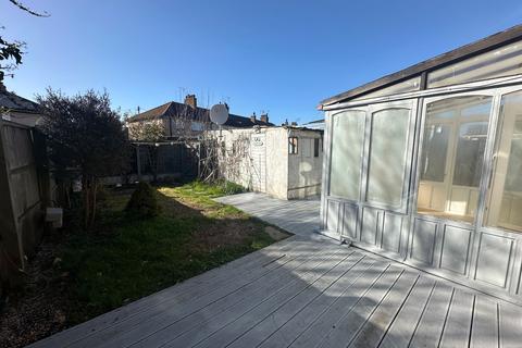 undefined, Chesterton Way, Tilbury, RM18