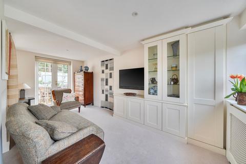undefined, Upper Ham Road, Richmond, TW10