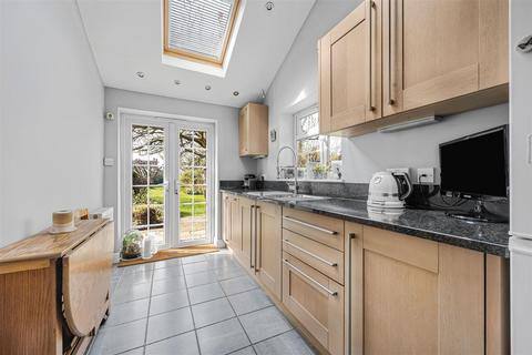undefined, Shinfield Road, Reading, RG2