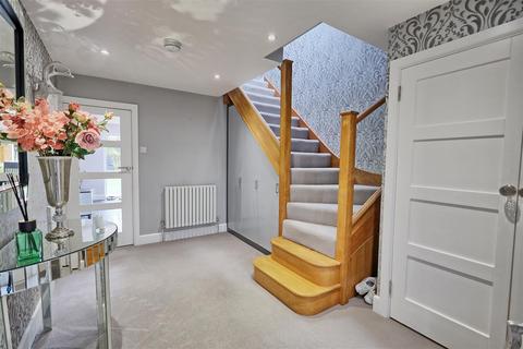 undefined, Colliers End SG11