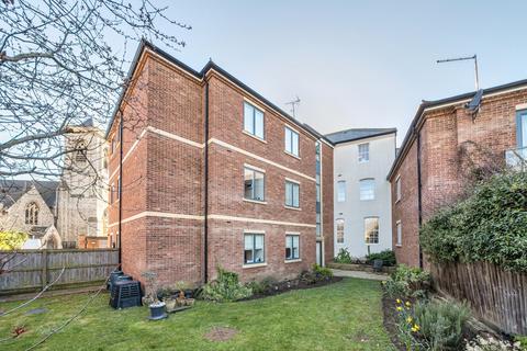 2 bedroom flat for sale, Trinity Crescent, Tooting Bec, London, SW17