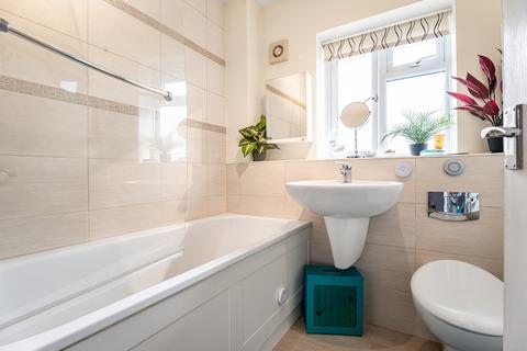 2 bedroom semi-detached house for sale, Merganser Drive, Bicester, OX26