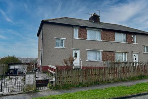 4 bedroom semi-detached house for sale, North Dean Road, Keighley, BD22