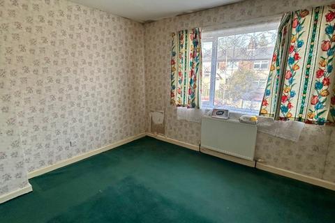4 bedroom semi-detached house for sale, North Dean Road, Keighley, BD22