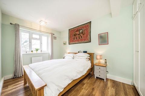 2 bedroom flat for sale, Deepdene Gardens, London SW2