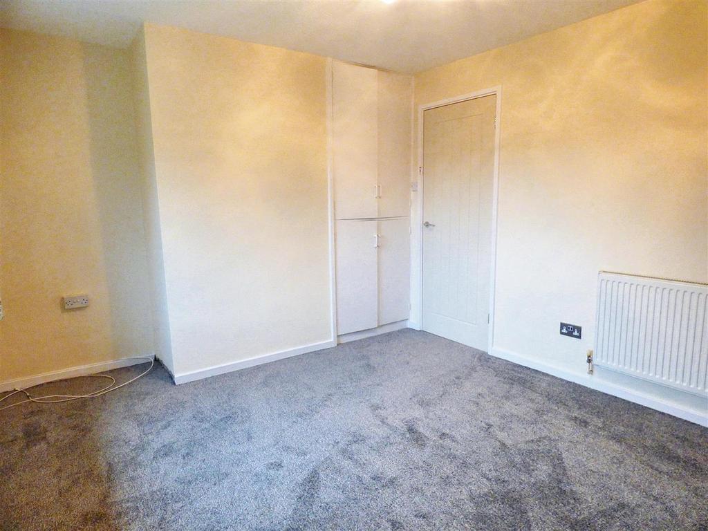 Bedroom 1 .jpg