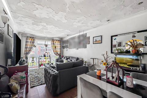 undefined, Bodiam Avenue, Gloucester GL4
