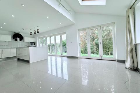 undefined, Tabors Avenue, Great Baddow, Chelmsford