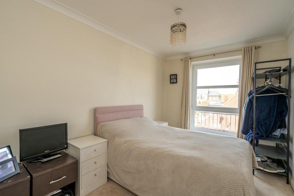 Bedroom 2.jpg
