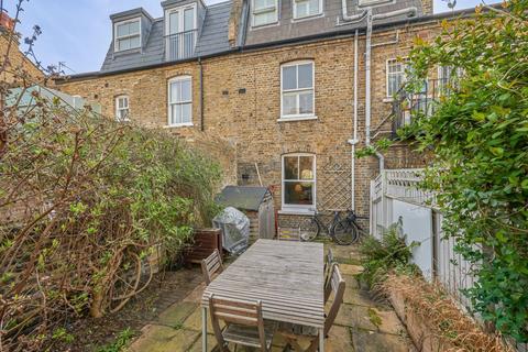 2 bedroom flat for sale, Robertson Street, London, SW8